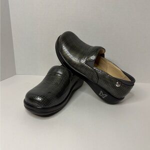 Alegria Keli Gray Leather Slip On Clogs Comfort Shoes Womens Size US 7/EU 37